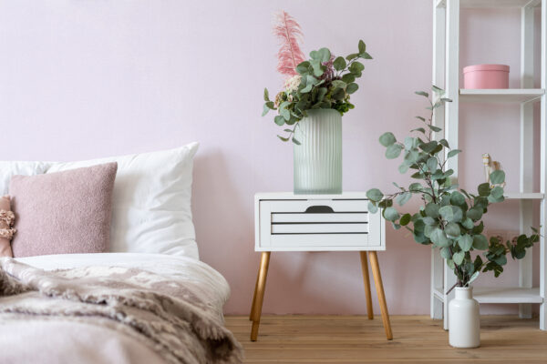 Cozy,Bedroom,In,Apartment,With,Modern,Interior,Design,,Flowers,In